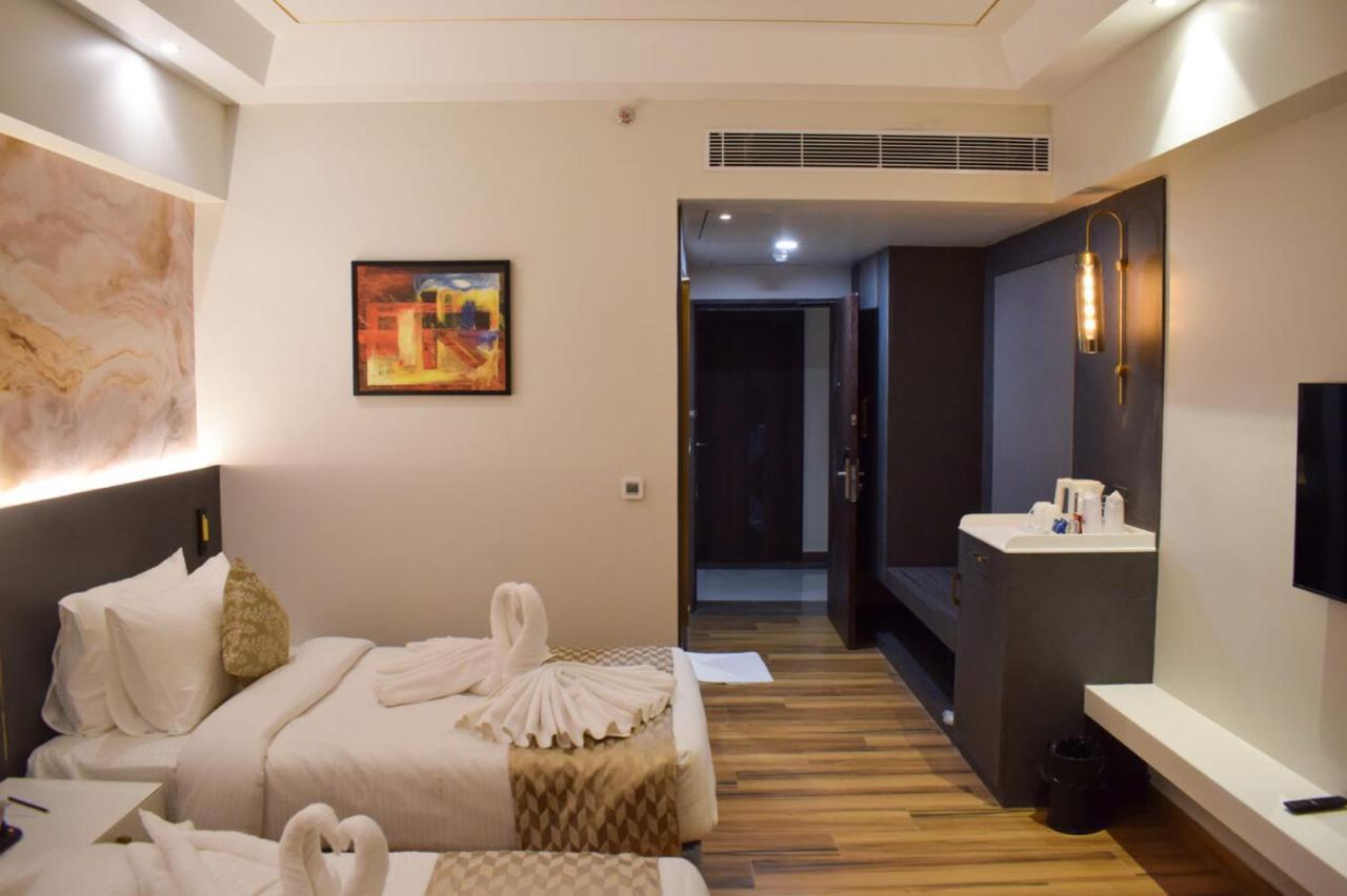 Tulip Inn Shravasti Bahraich Exterior foto